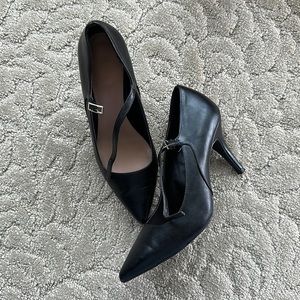 Apt. 9 Black Women’s heels Size 9.5